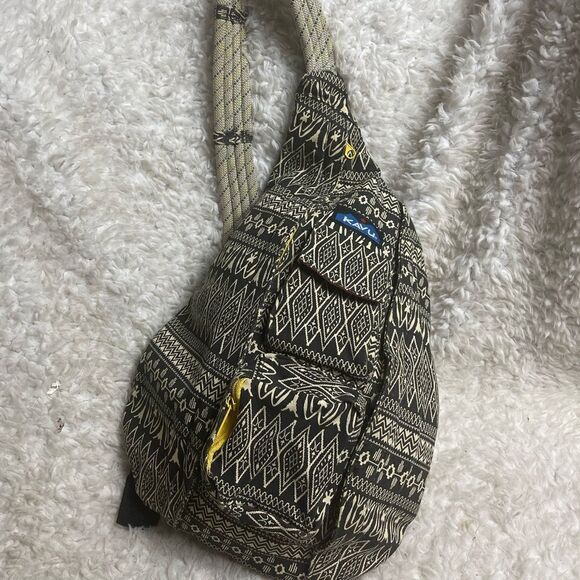 Kava Sling back Rope Backpack Batik Black White Print. - Picture 2 of 10